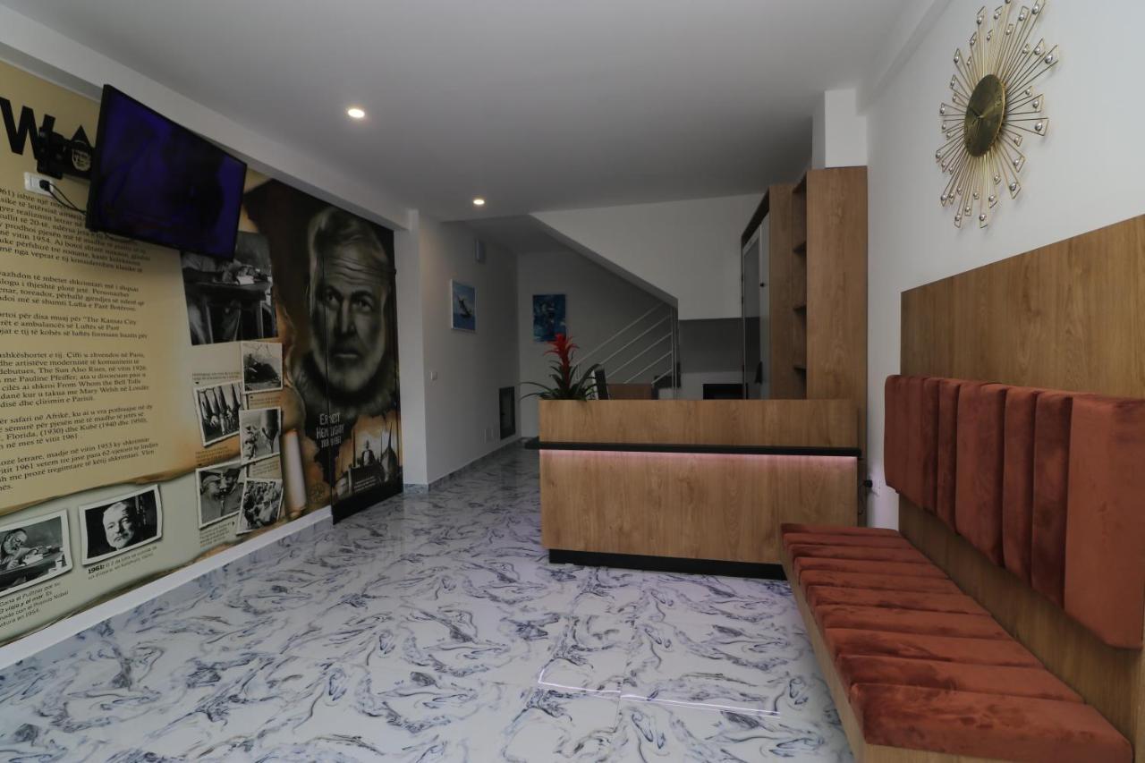 Heming-Way Hotel Дуррес Экстерьер фото
