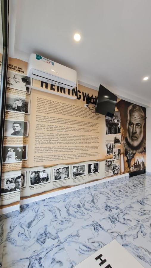 Heming-Way Hotel Дуррес Экстерьер фото
